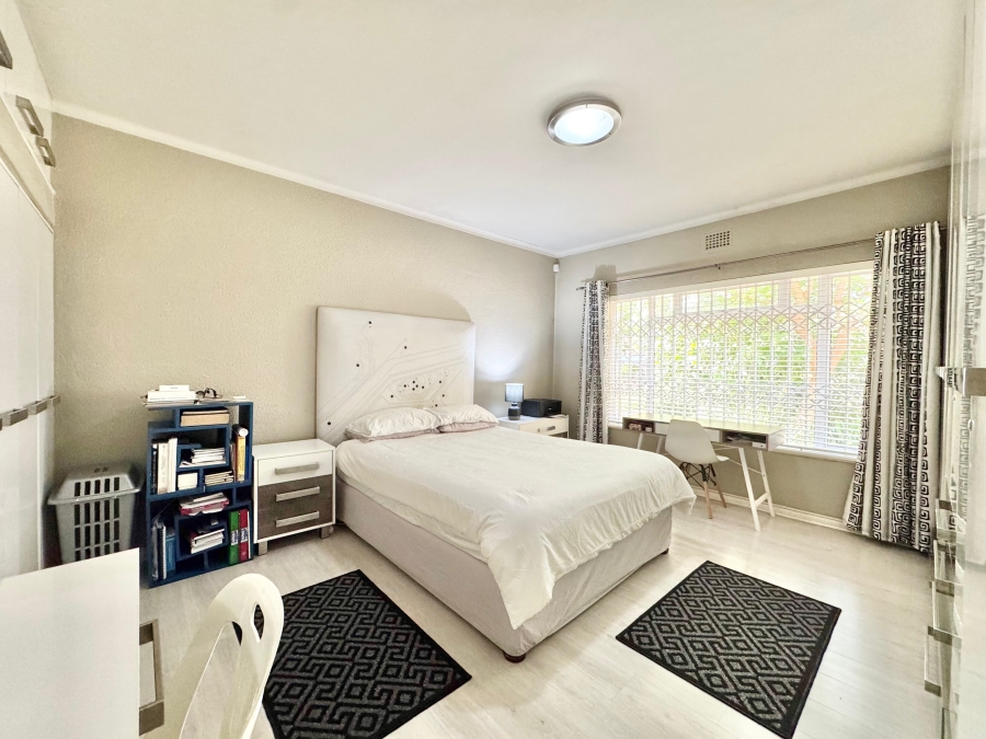 2 Bedroom Property for Sale in Kenilworth Western Cape